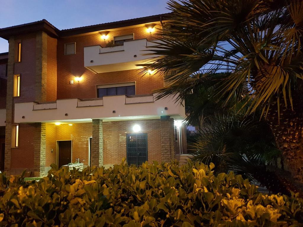 Myricae Rooms Affittacamere No Late Arrival Fiumicino Ngoại thất bức ảnh