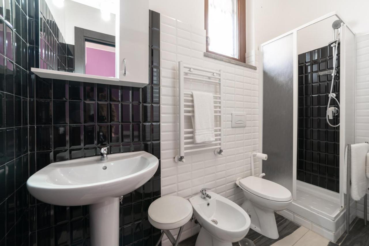 Myricae Rooms Affittacamere No Late Arrival Fiumicino Ngoại thất bức ảnh