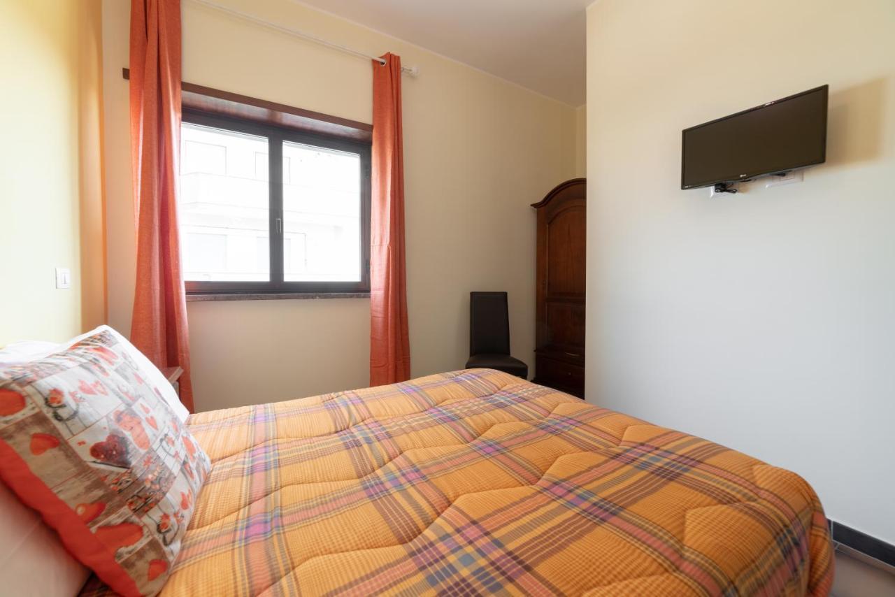 Myricae Rooms Affittacamere No Late Arrival Fiumicino Ngoại thất bức ảnh