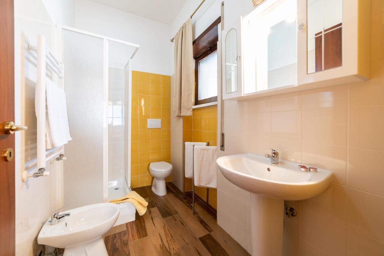 Myricae Rooms Affittacamere No Late Arrival Fiumicino Ngoại thất bức ảnh